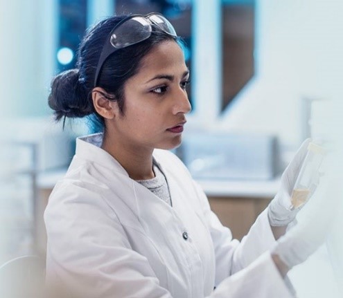 Bellevue Female Student in a lab